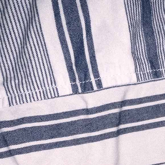 Aeropostale Button Down Short Sleeve - Picture 4 of 4